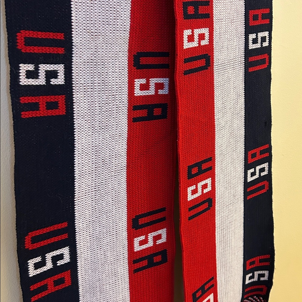 Vintage Knitmakers USA Patriotic Knit Winter Scarf Red White Blue Stripes